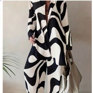 Abstract Stripe Print Suit